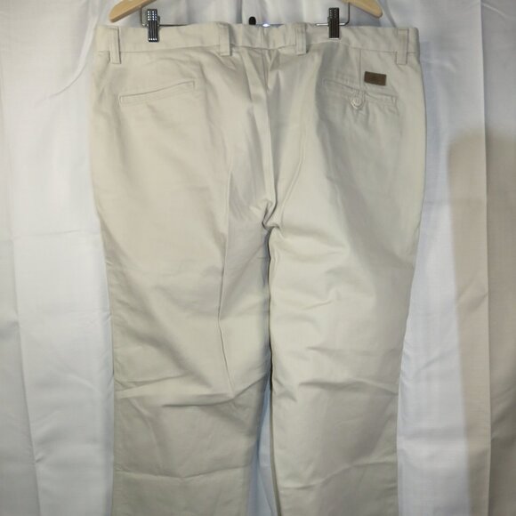Dockers Iconic Khaki Pants Vintage 2005 Relaxed Fit Beige NEW NWT Mens 42 x 32 - Picture 2 of 16